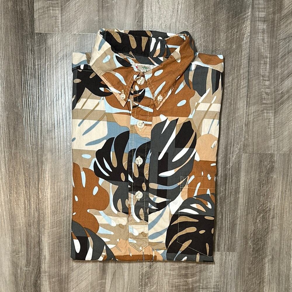 Hilo Hattie Hawaiian Tropical Half Button Short Sleeve Shirt - Small